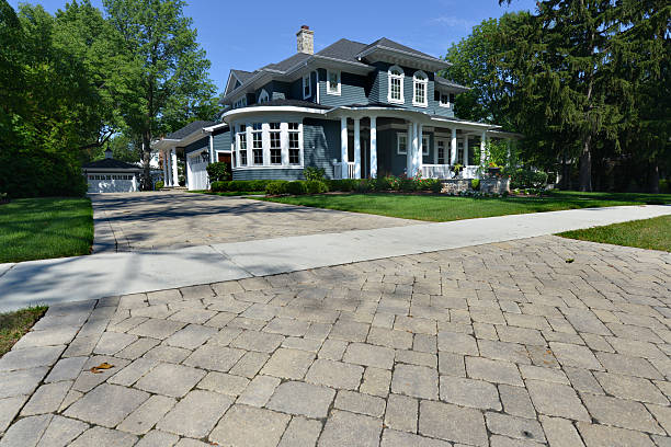 Best Professional Driveway Pavers  in Aviston, IL